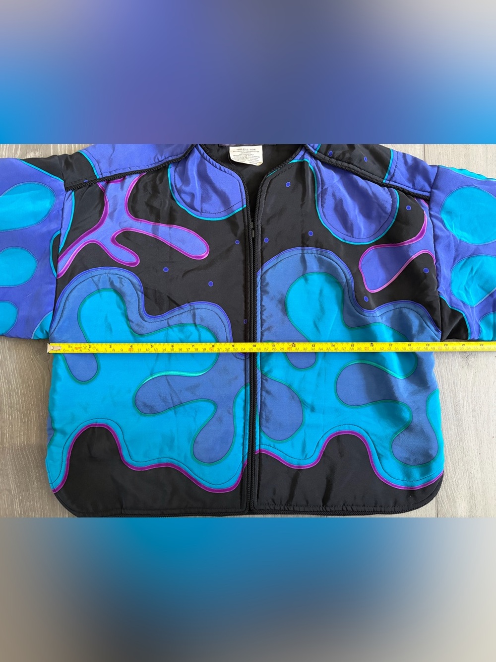 Vintage Sheila Martineau 100% Silk Jacket | Made in Canada | Wearable Art - Picture 8 of 12